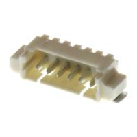 Molex 532610671 Male header, inbouw (standaard) Totaal aantal polen: 6 Rastermaat: 1.25 mm Inhoud: 1 stuk(s) Tape on Full reel