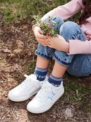 Meisjessneakers met vetersluiting en ritssluiting wit