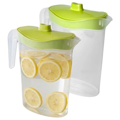 Waterkan/sapkan met afsluitbare deksel in groen - 2x - 1,5 liter - kunststof - 9 x 21 cm Waterkan/sapkan met afsluitbare deksel in groen - 2x - 1,5 liter - kunststof - 9 x 21 cm