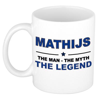 Mathijs cadeau mok - man myth legend - naam koffiemok / beker - wit en blauw - 300 ml
