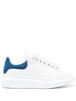 Alexander McQueen baskets à semelle oversize - Blanc