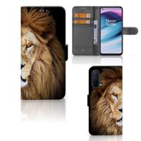 OnePlus Nord CE 5G | Telefoonhoesje | Met pasjeshouder | Leeuw