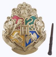 Harry Potter - Hogwarts Crest Light with Wand Remote - thumbnail