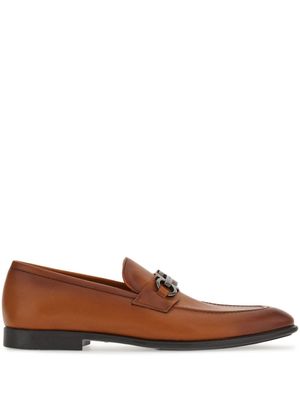 Ferragamo mocassins en cuir à plaque Gancini - Marron