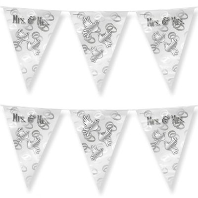 2x Stuks Paperdreams Vlaggenlijn - Mrs. & Mrs. huwelijks feest/party - zilver/wit - 10m