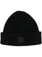 Moncler bonnet nervuré à patch logo - Noir