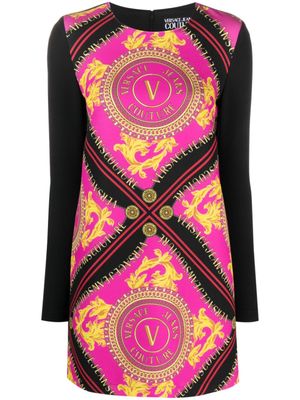 Versace Jeans Couture robe courte à logo imprimé - Rose