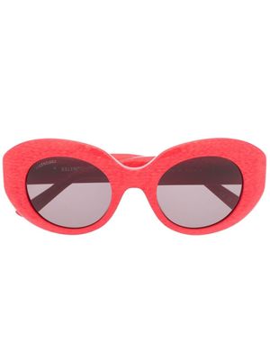 Balenciaga Eyewear lunettes de soleil à monture ronde oversize - Rouge