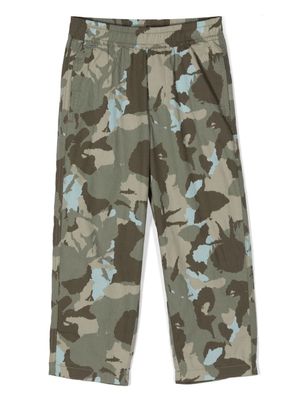 Aspesi Kids pantalon droit à imprimé camouflage - Vert
