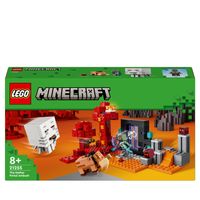 LEGO Minecraft21255 Hinderlaag bij het Nether-portaal - thumbnail