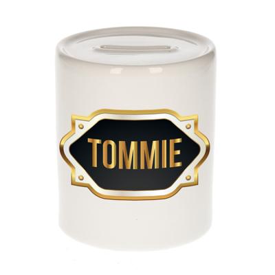 Spaarpot met voornaam Tommie - wit - goud/zwart embleem - 8 x 9 cm - keramiek - afsluitdop Spaarpot met voornaam Tommie - wit - goud/zwart embleem - 8 x 9 cm - keramiek - afsluitdop