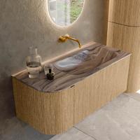 Badmeubel Mondiaz Kurve-Dlux | 105 cm | Meubelkleur Oak | Wastafelkleur Sombra | Solid surface | Wasbak rechter zijde spoelbak | Zonder kraangat(en)