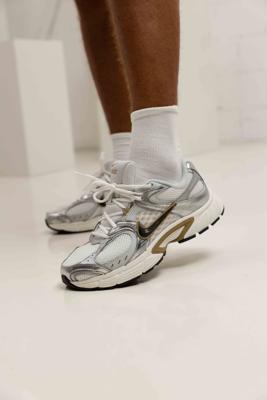 Nike V5 RNR Sneakers Heren Wit/Grijs/Goud - Maat 43 - Kleur: GoudWitGrijs | Soccerfanshop