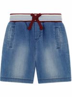 Dolce & Gabbana Kids short en jean à patch logo - Bleu - thumbnail