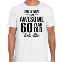 Awesome 60 year / 60 jaar cadeau t-shirt wit heren