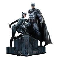 DC Comics Ultimate Premium Masterline Series Statue 1/4 Batman & Catwoman (Concept Design by Clay Mann) 56 cm