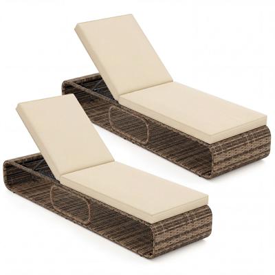 Rotan Ligstoel Tuinligstoel met Kussen en Verstelbare Rugleuning Weerbestendige Balkonligstoel Terrasligstoel tot 180 kg Dekstoel (Set van 2 Stucks)-Beige