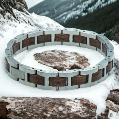 Kangchenjunga - Walnoot & Roestvrij Staal Houten Armband