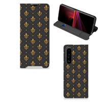 Sony Xperia 1 III | Hoesje met Magneet | Franse Lelie