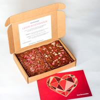 Brownie Valentijnsbox - 6 Brownies - Brievenbus Pakket