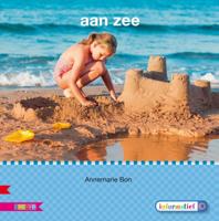 Aan zee (Hardback)