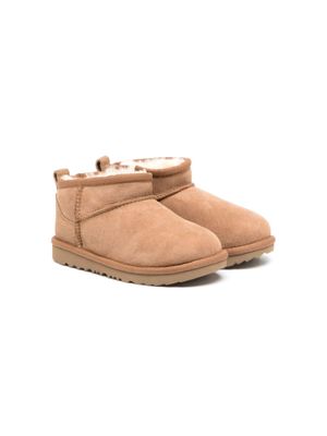 UGG Kids bottines en daim - Marron