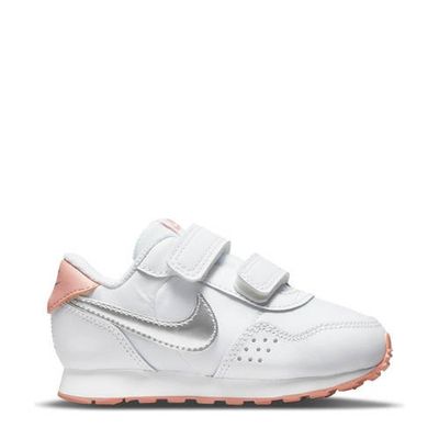 Nike MD Valiant sneakers wit/metallic zilver/metallic roze Nike MD Valiant sneakers wit/metallic zilver/metallic roze
