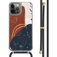 iPhone 12 (Pro) hoesje met zwart koord - Abstract terracotta