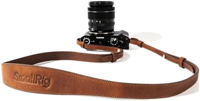 SmallRig 5209 Universal Leather Camera Shoulder Strap (bruin)
