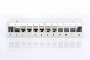 Digitus DN-93706 12 poorten Netwerkpatchpaneel 483 mm (19) Zonder connectoren 1 HE Zwart