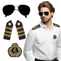 Boland Carnaval verkleed set Kapitein - zonnebril/badge/schouderstukken - volwassenen   -