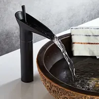 Luxe waterval wastafelkraan
