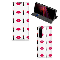 Sony Xperia 1 III Hoesje met Magneet Lipstick Kiss