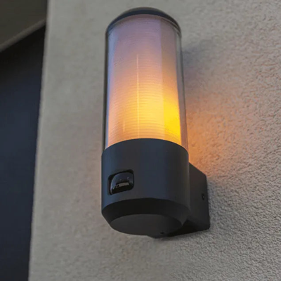 Wandlamp donkergrijs met Pirsensor & E27 fitting Lutec Heros 26 cm