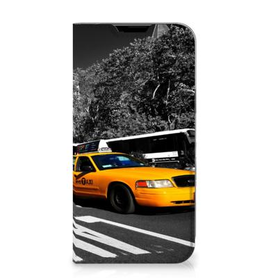 Apple iPhone 14 Plus | Book Cover | New York Taxi