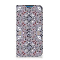 iPhone 14 Pro Standcase Flower Tiles