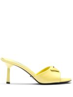 Prada mules matelassées à plaque logo - Jaune