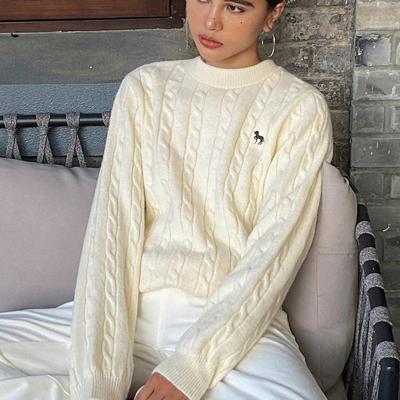 Bon&Bon Women's Navy Blue Polo Collar Cable-Knit Embroidered Sweater White-2 / M