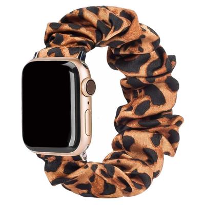 Apple Watch Nylon Scrunchie Band - Panter Bruin - 44, 45, 46 & 49mm - ML Apple Watch Nylon Scrunchie Band - Panter Bruin - 44, 45, 46 & 49mm - ML