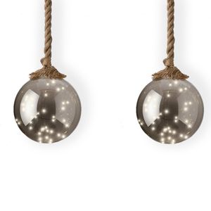 2x stuks verlichte glazen kerstballen aan touw met 40 lampjes zilver/warm wit 20 cm