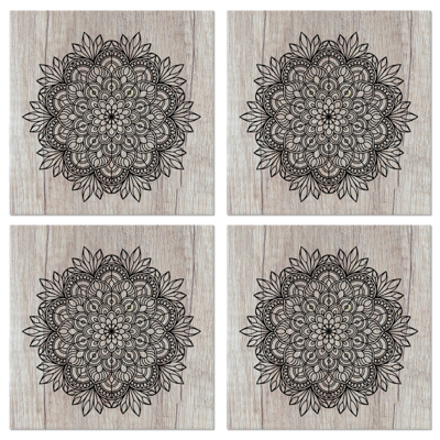 Onderzetters met texturen Zwarte mandala op het hout