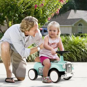 Retro Kinderspeelauto Functioneel Stuur Opbergruimte Onder de Stoel Grote EVA Wielen Loopauto op Vloerhoogte met Leuke Stickers
