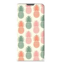 Motorola Moto G22 | Flip Style Cover | Ananas