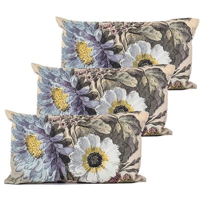 Buitenkussen bloem - 3x - Creme/wit - 30 x 50 cm - Water en UV bestendig Buitenkussen bloem - 3x - Creme/wit - 30 x 50 cm - Water en UV bestendig