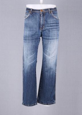 Vintage Flared Wrangler Blue size 39 / 29 for Unisex