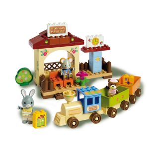Unico Maximilian families village