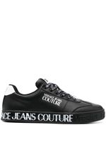 Versace Jeans Couture baskets à logo imprimé - Noir