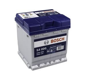 Bosch auto accu S4000 - 44Ah - 420A - voor voertuigen zonder start-stopsysteem S4000