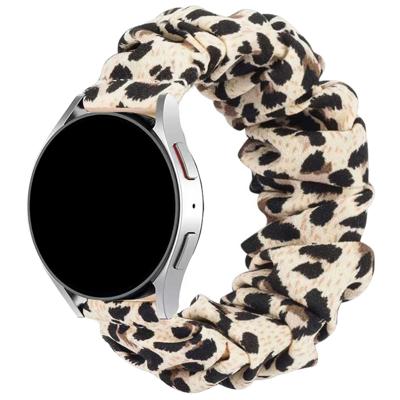 Samsung Galaxy Watch 4 Nylon Scrunchie Band - Wit Samsung Galaxy Watch 4 Nylon Scrunchie Band - Wit