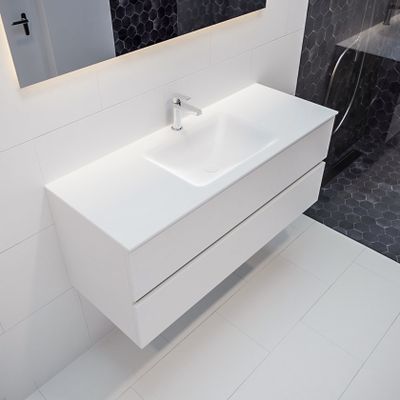 Mondiaz Vica Cloud badmeubel wit mat 120 cm 2 lades solid surface enkele spoelbak midden 1 kraangat